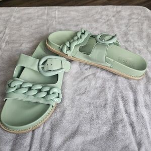 Vince Cumuto Stylish Mint Green Chain Sandals